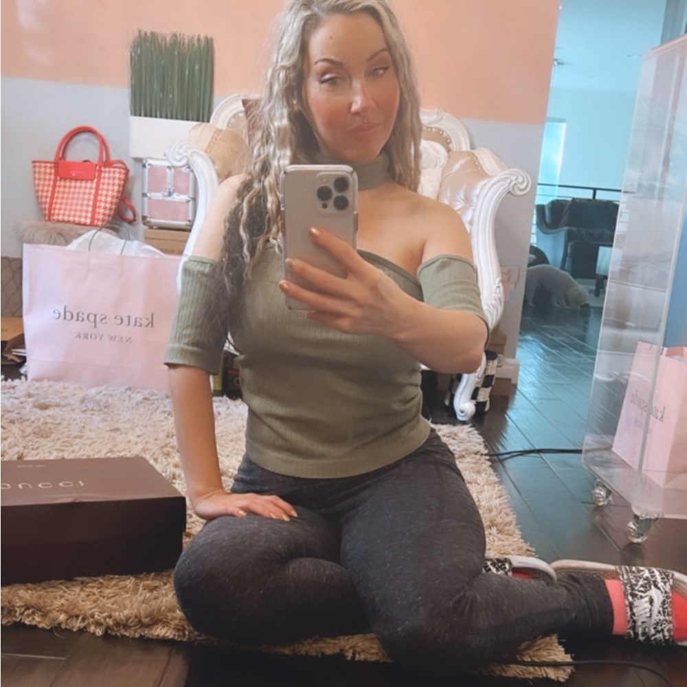 Active Basic Avocado Green Spandex Top! - image 5